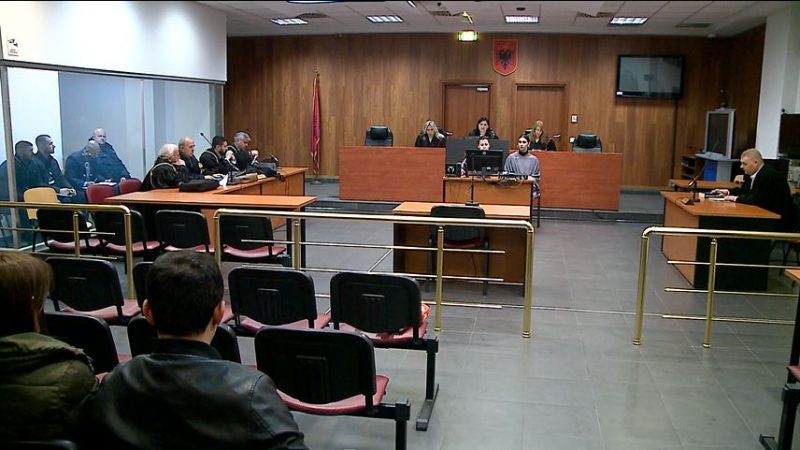 Nis bojkoti i Dhomes se Avokatise, anullohen 215 seanca ne Tirane